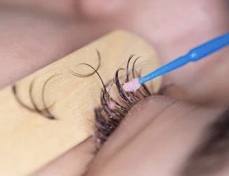Lash Removal