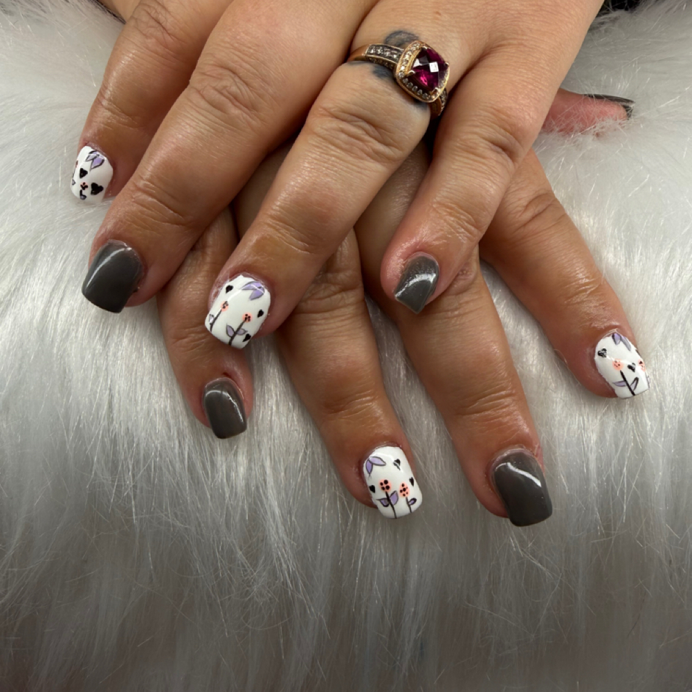 Full Set With Roseta at Blood Sweat & Shears in Fernley, NV