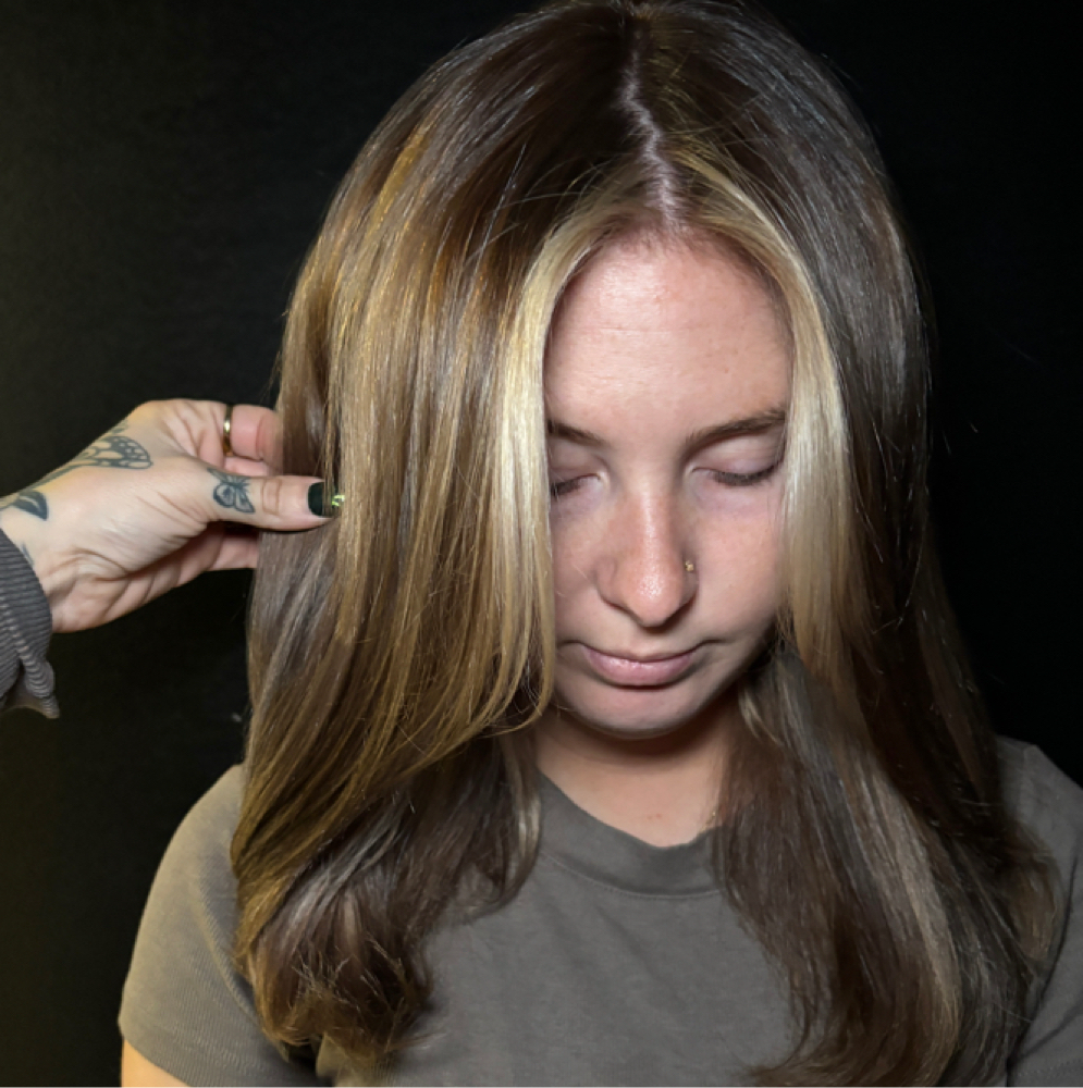 Polished Frame at Polished on Mane in Woodbury, NJ