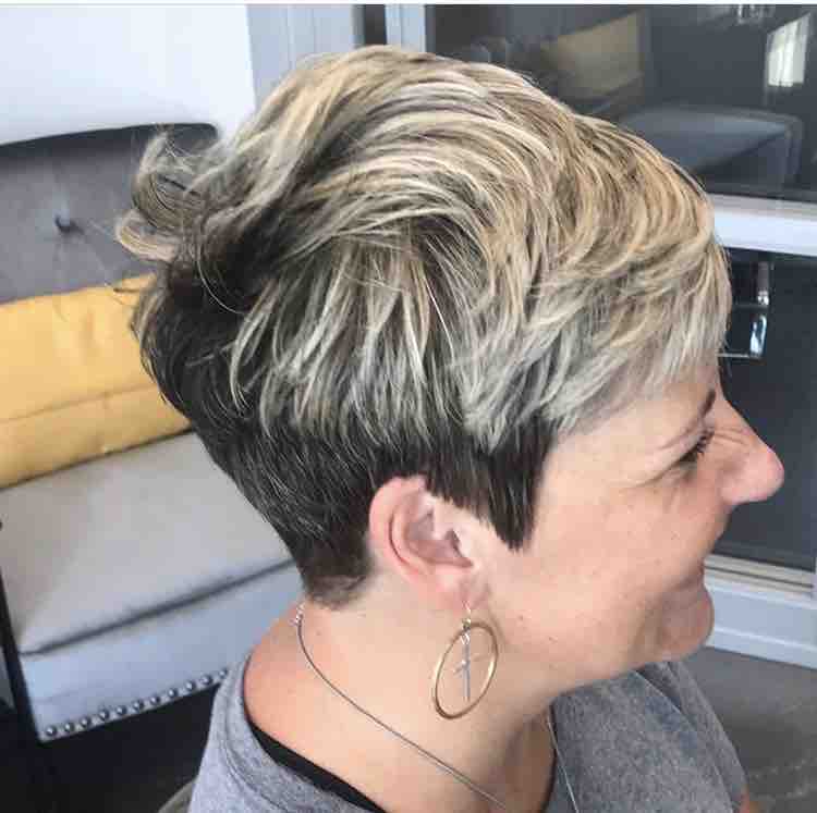 WOMEN’S CUT