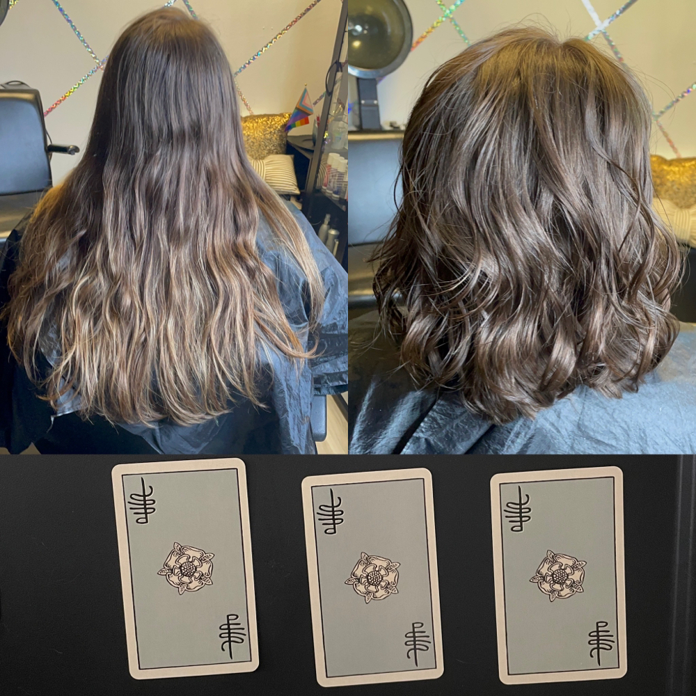 Haircut + 3 Card Reading