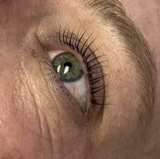 Lash Lift And Tint