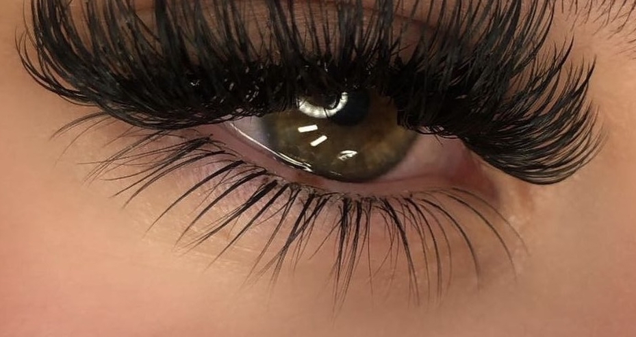 Bottom lashes