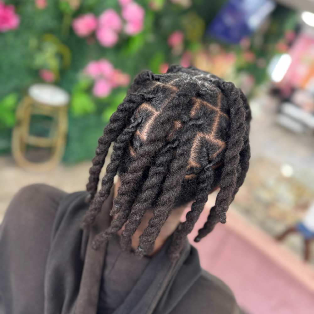 Kids Retwist Large at Dee Did’em in Kinston, NC