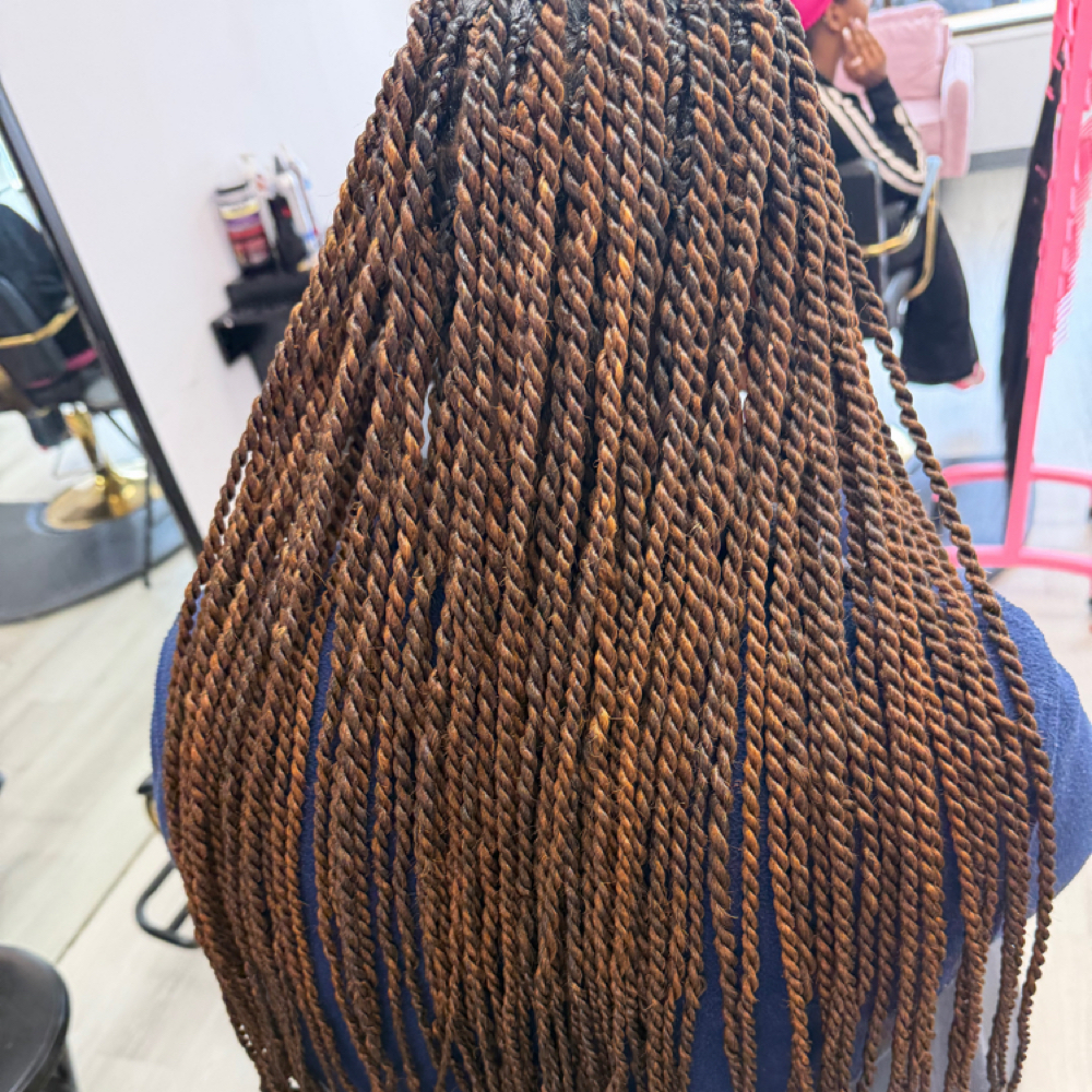 Island Twist at Glow Braiding Atlanta in Kennesaw, GA