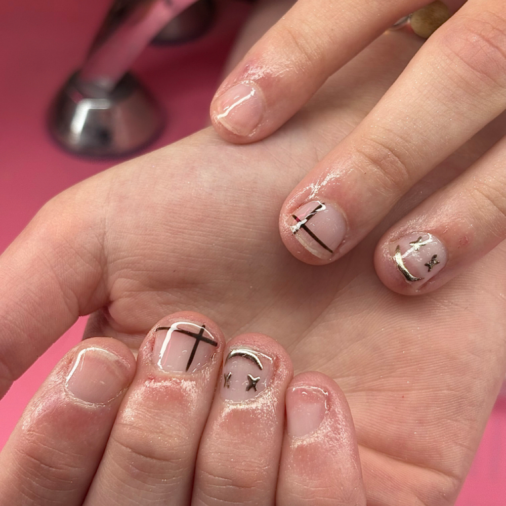 male manicure at Primed and Polished in buffalo, NY