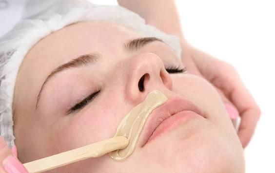 Lip & Chin Wax
