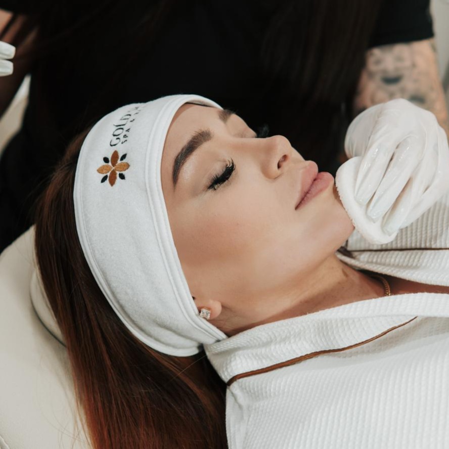 Clearing Facial at GOLD SKIN SPA AND BEAUTY in MCALLENT, TX