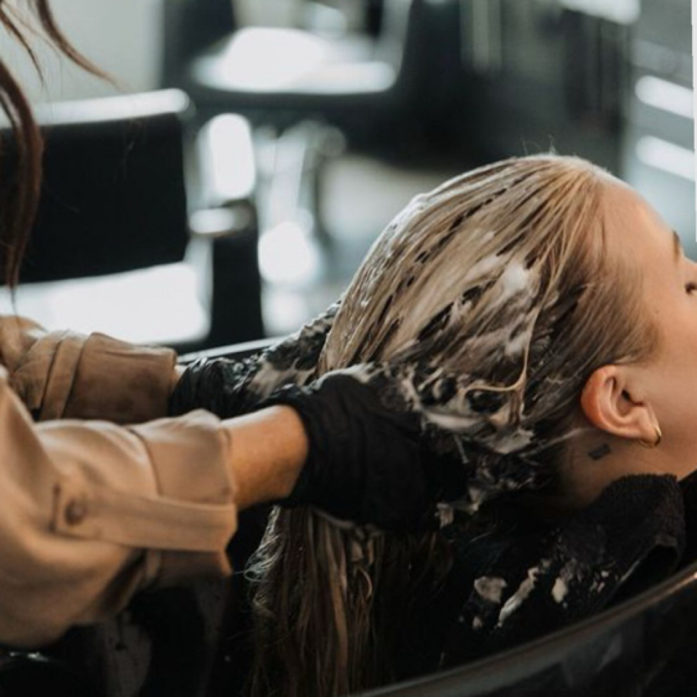 Shampoo & Style at Alyvia Eagle in Lancaster, OH