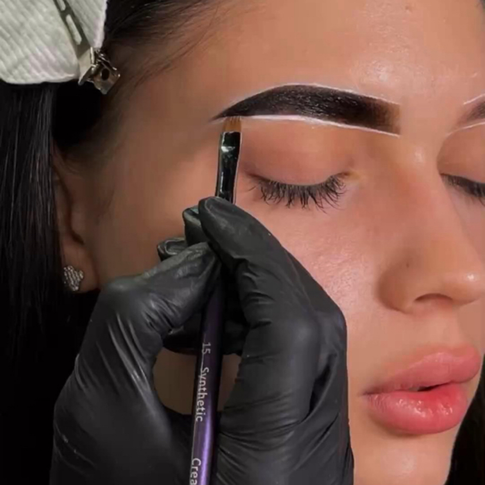 Brow Tint at Madína Beauté Studío in Las Vegas, NV