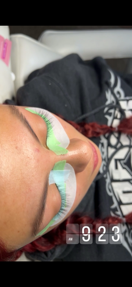 Lash Removal