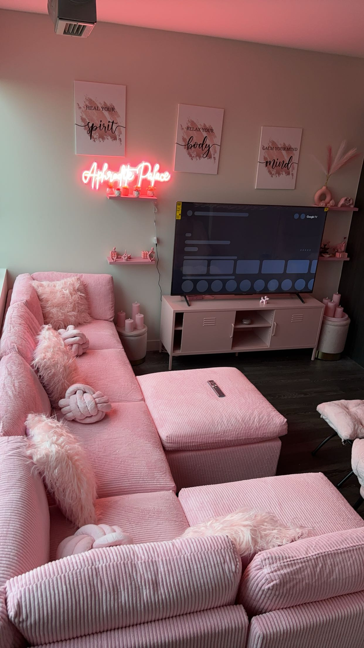 Aphrodite Palace at Aphrodite Palace in Chicago, IL