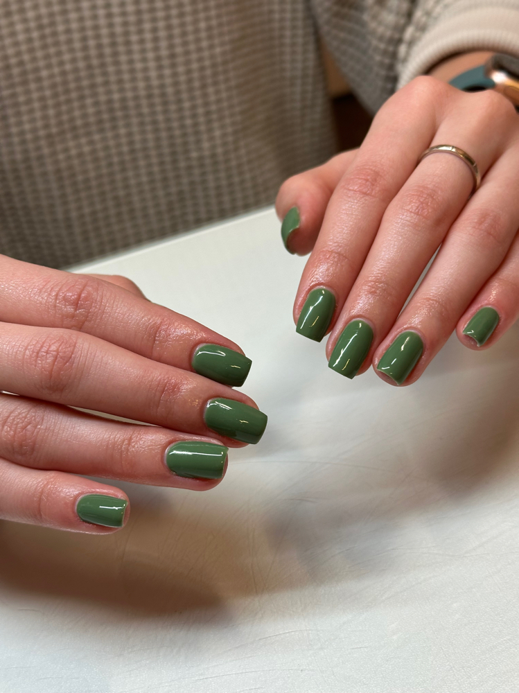 gel manicure with no design