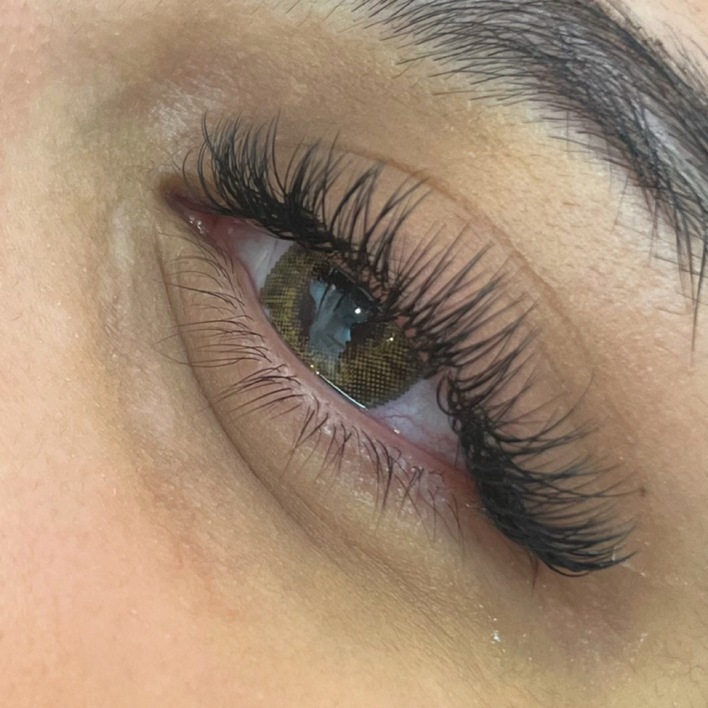 Hybird Full Set at Lashes By Beth in Amherst, NY