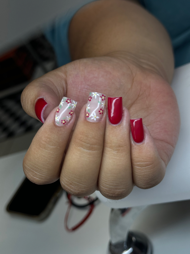 Short Acrylics W/ Designs