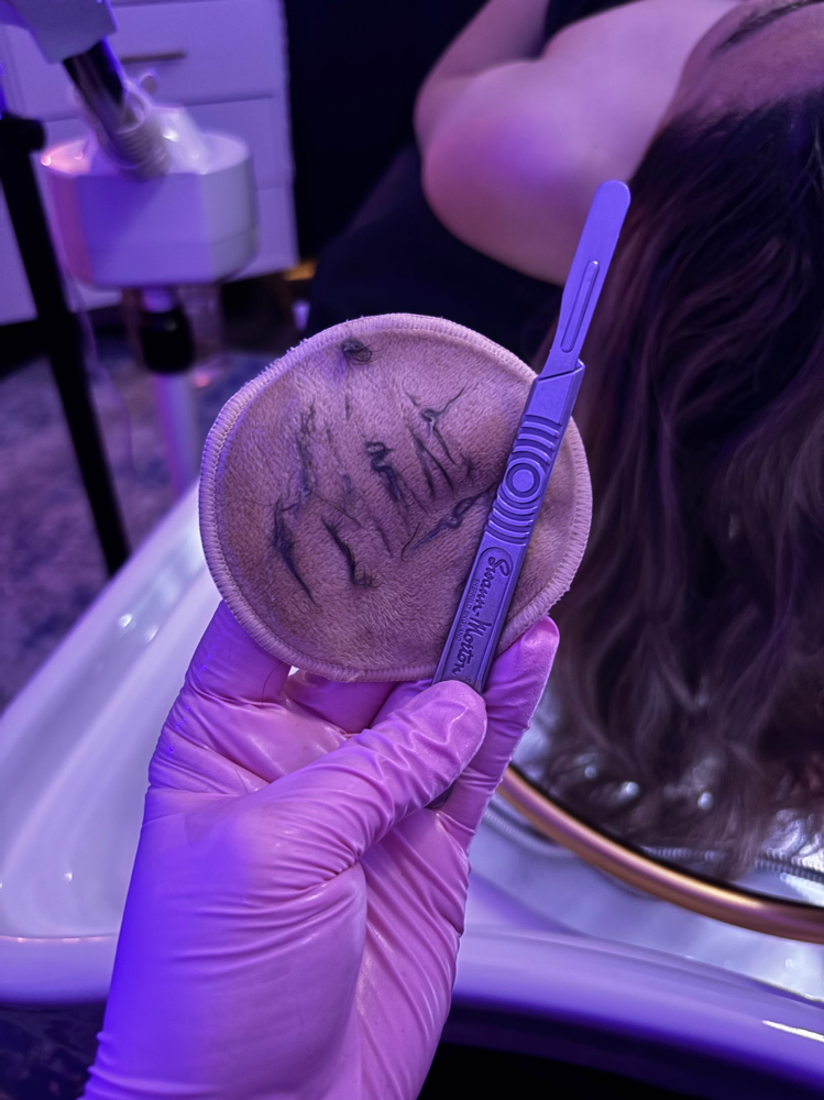 Hydrating Dermaplaning Facial
