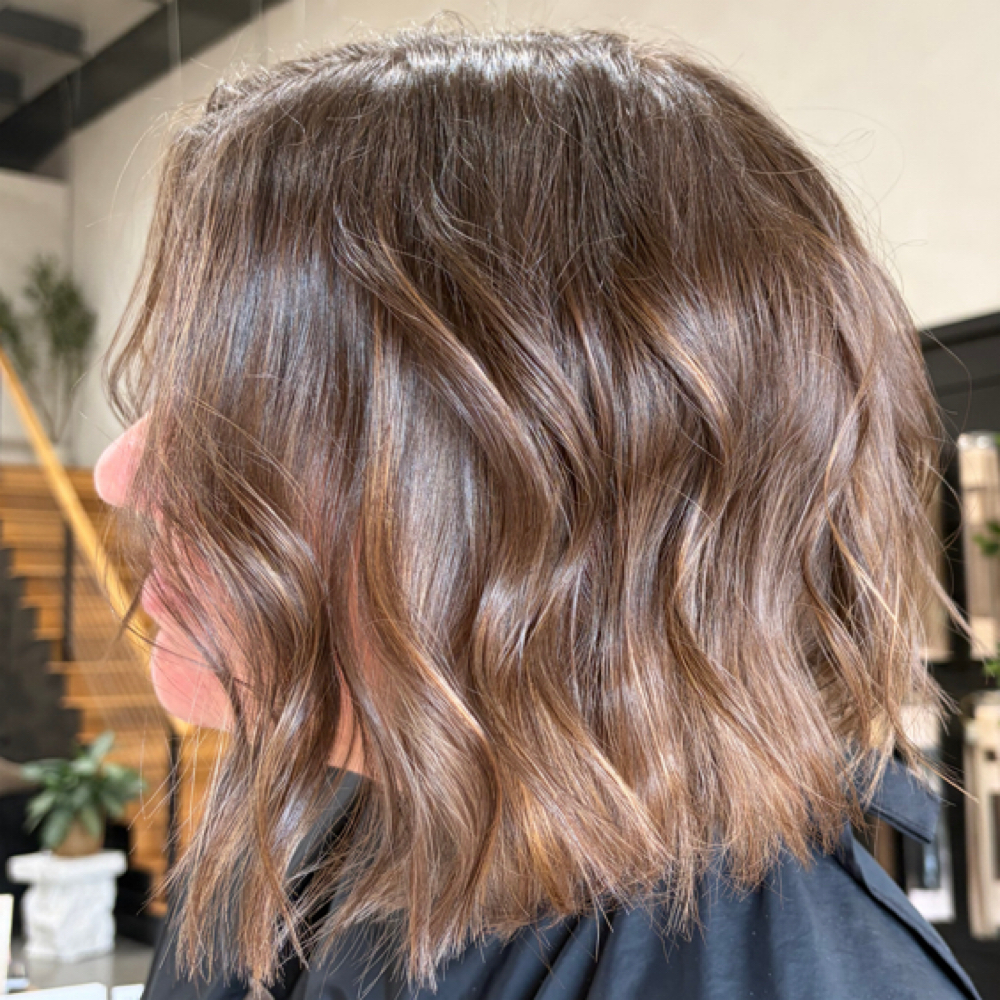 Cuts at EVÉRE by Lindsey in Sugarcreek, OH