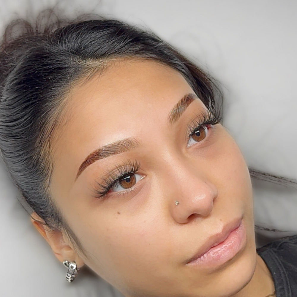 Signature Brow Makeover at simply divine in College Station, TX