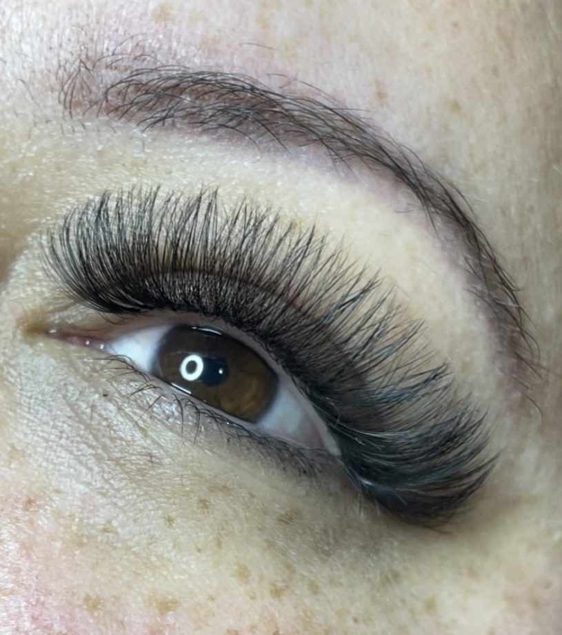 Full Set Lash Extensions