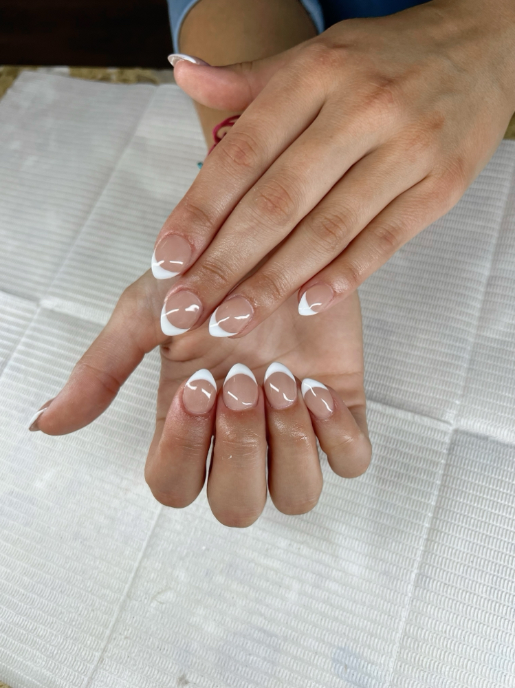 French Tip Gel Manicure