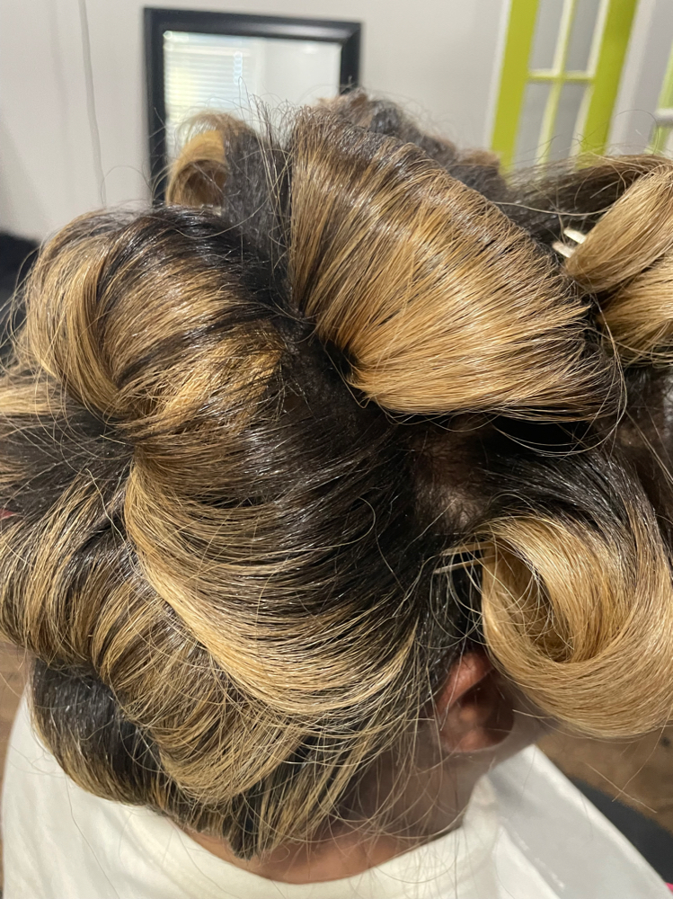 Foilyage at Salon A.Elysee in New Orleans, LA