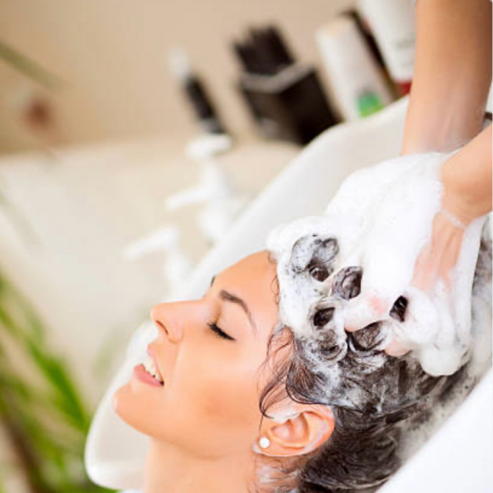 Shampoo/Blowdry/Style at Glisten Salon in Wichita, KS