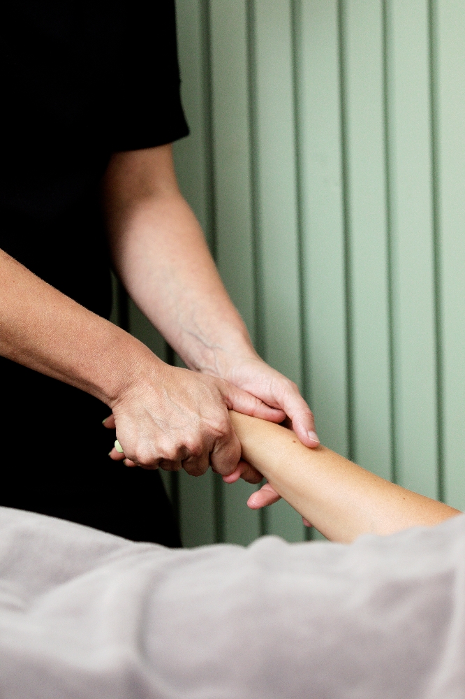 MassageADD ON: Honey Hand Treatment