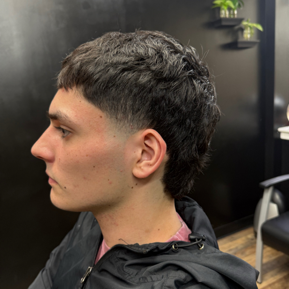 Men/ teen Haircut at Amber's Studio in Nashua, NH