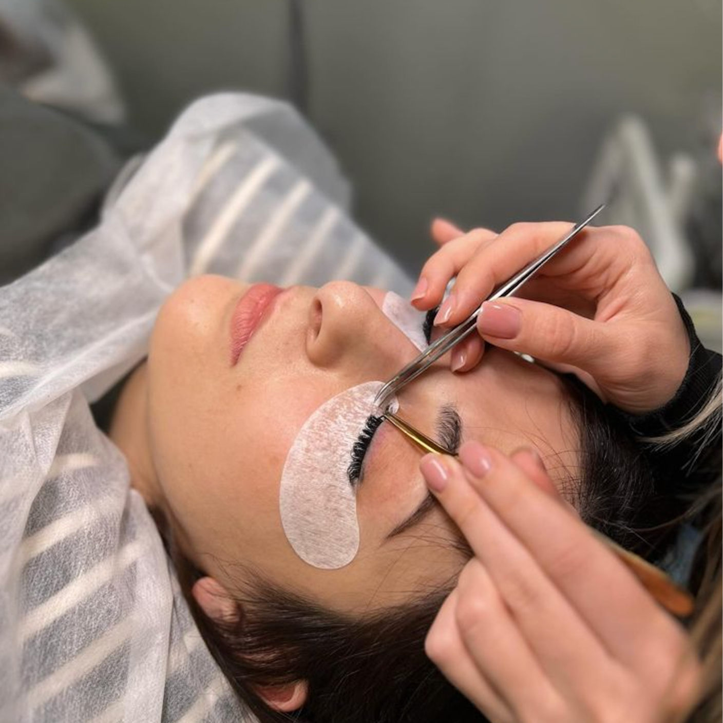 Vip Lash Exten Training Class 1:1 at All in one beauti and Training studio in Brooklyn, NY