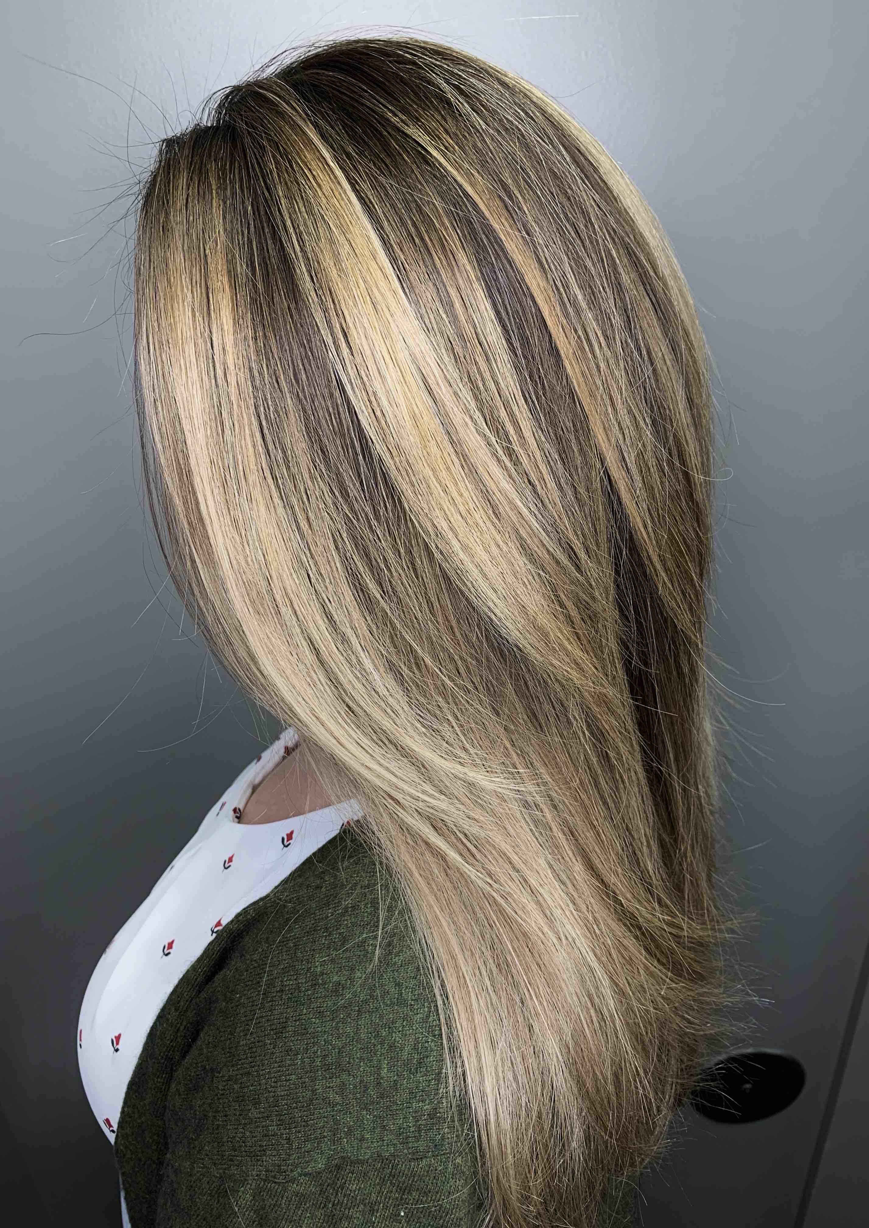 Women's Blow-Dry