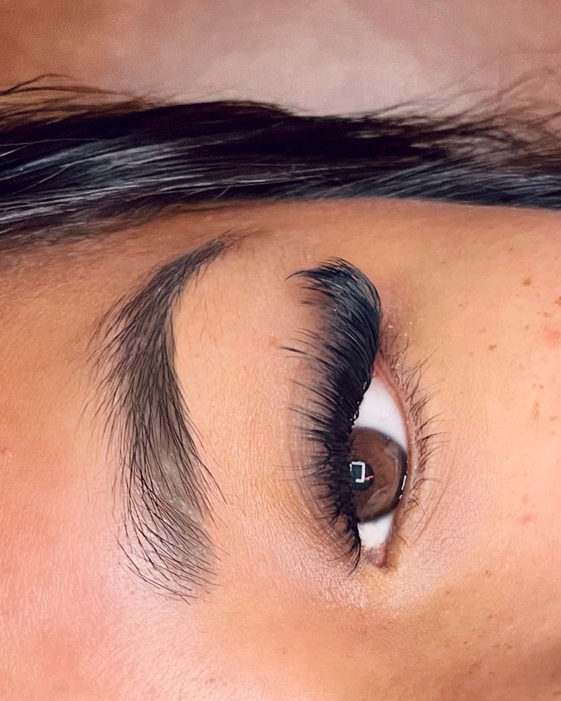 VOLUME LASH EXTENSIONS FULL SET