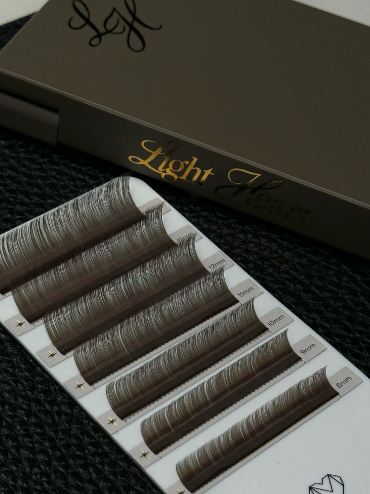 Complimentary Lash Consultation