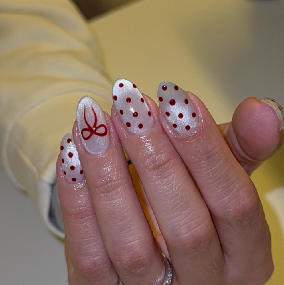 Structured Mani at Samnailedit in El Paso, TX