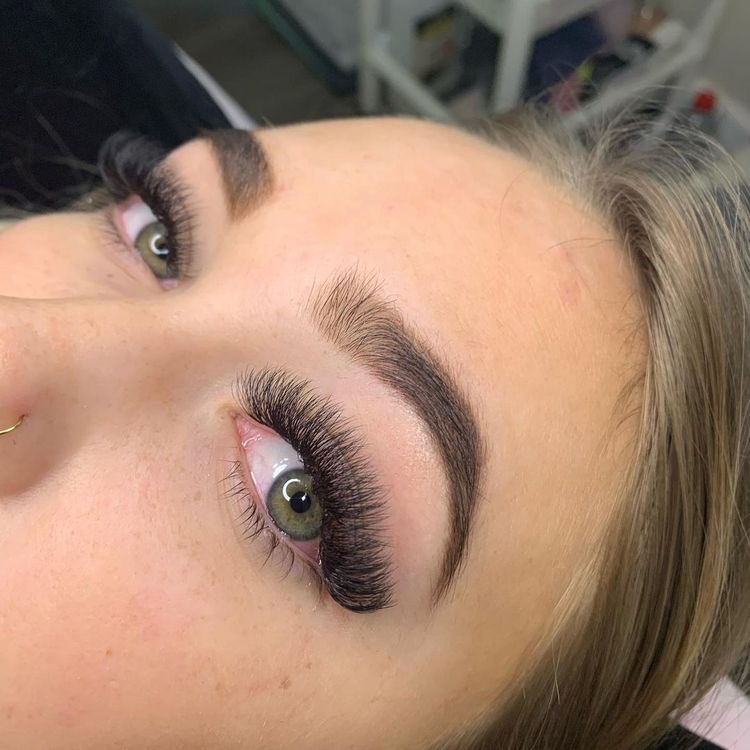 Vol. Eyelashes - Full set