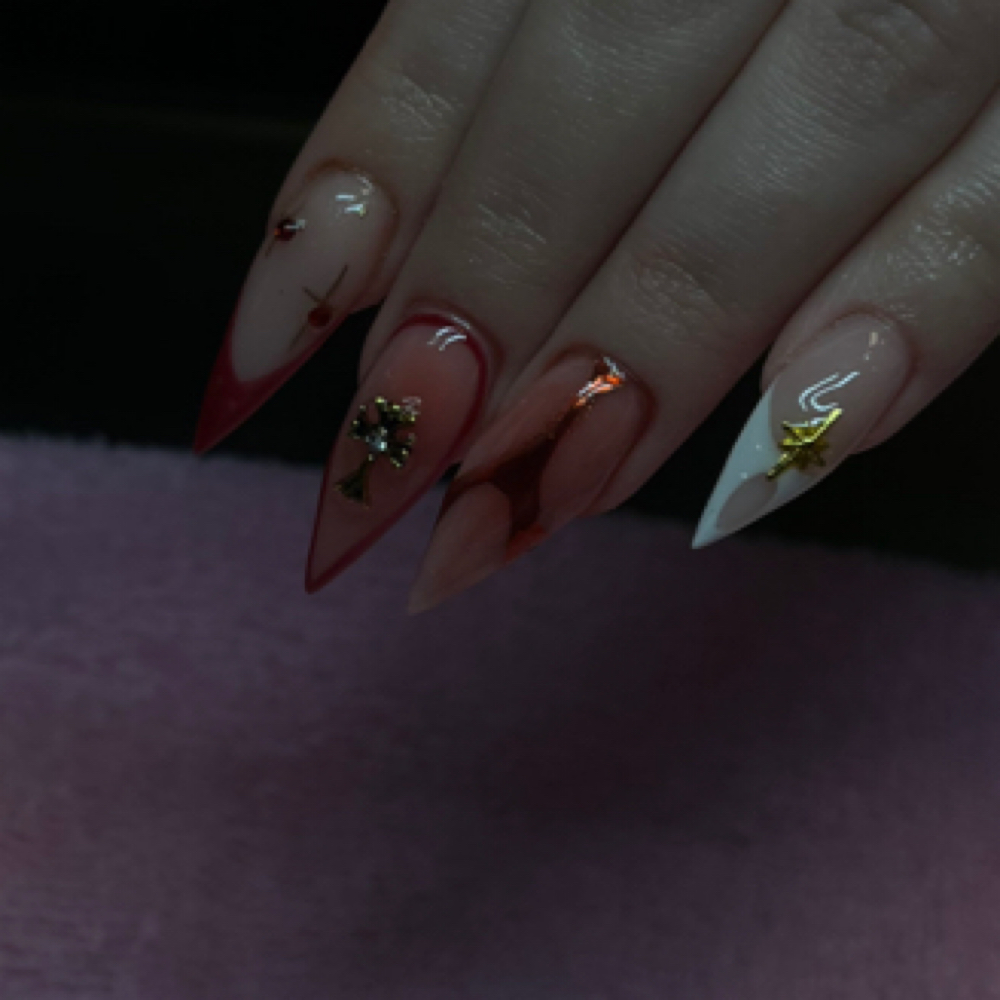 Stilletto Shape at Nailz By Liz in Plainfield, IL