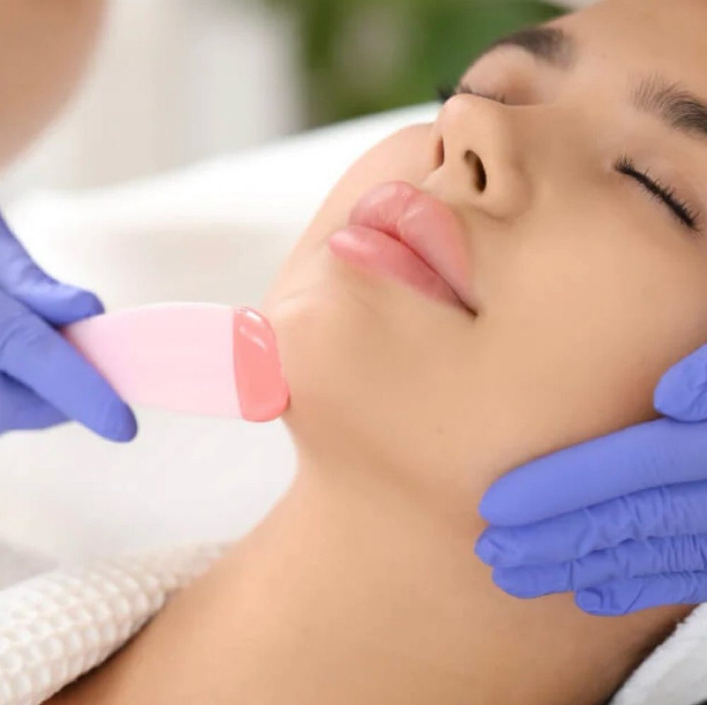 Chin Wax at The Bubble                                     Aesthetics and Spa in Soddy Daisy, TN