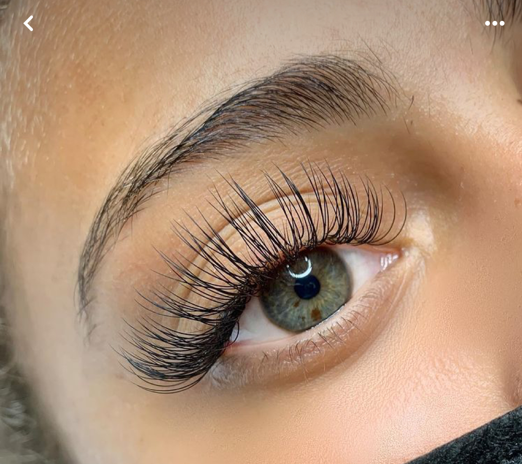 Natural Lash Extensions at Mairelys Beauty Salon in San Antonio, TX