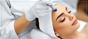 Microneedling And Dermaplaning