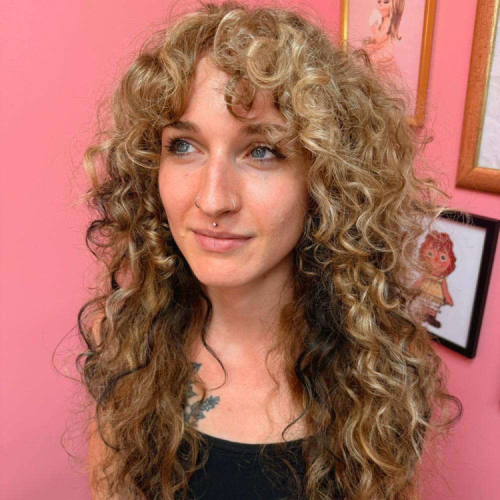 Curlyage/Balayage at IDK My BFF Tiggz in Portland, OR