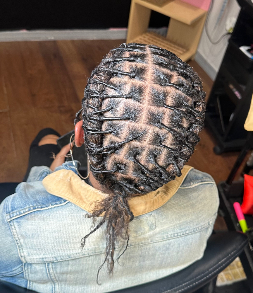 (SL) Shoulder Length at BeautyQueen in Houston, TX