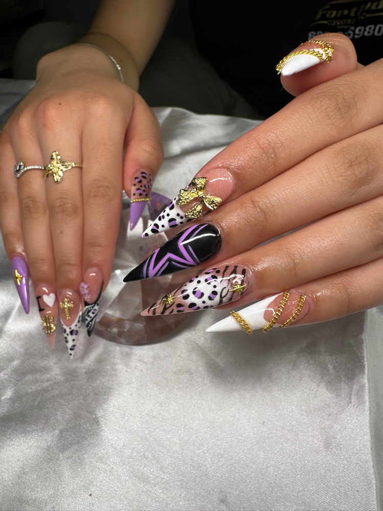 Stiletto nail shape