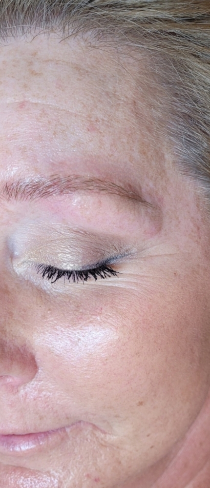 Brow Lamination & Tint