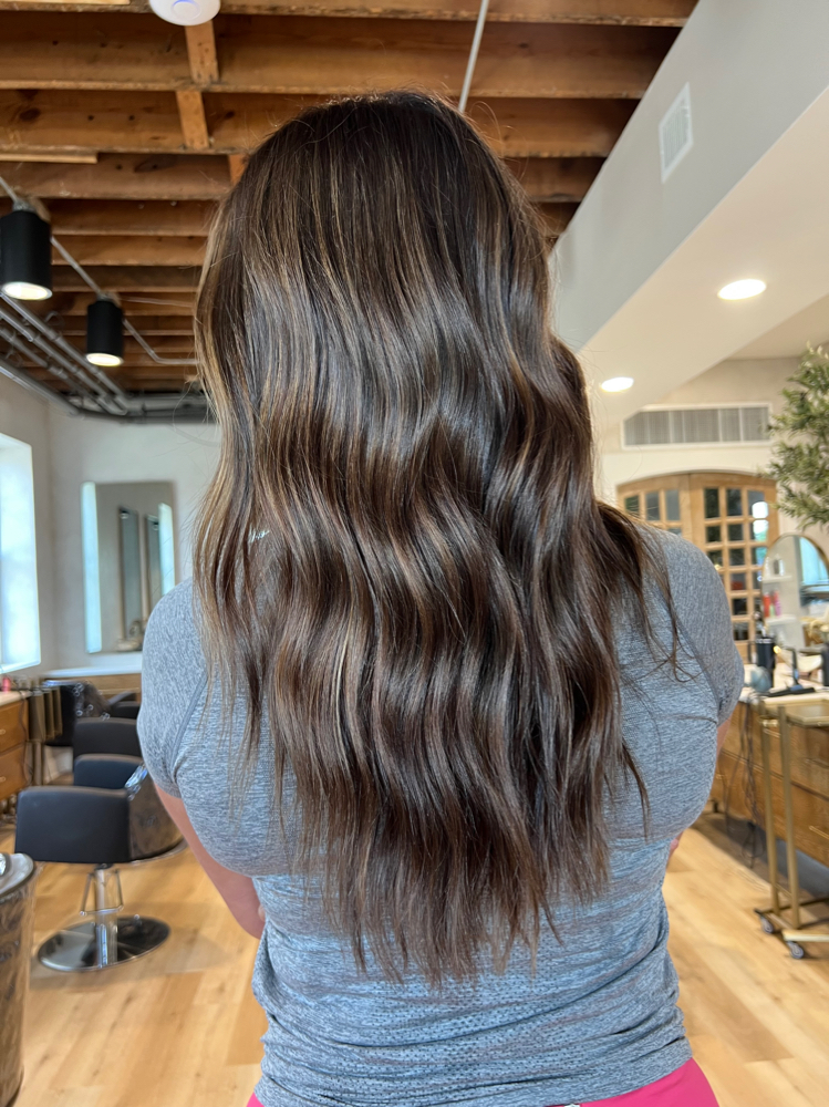 SHAMPOO,HAIRCUT+STYLE