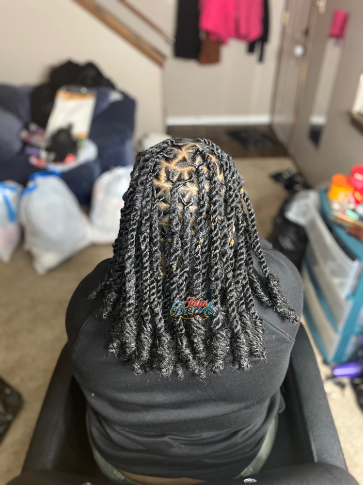 Invisible Locs/2 Strand Twists Ext