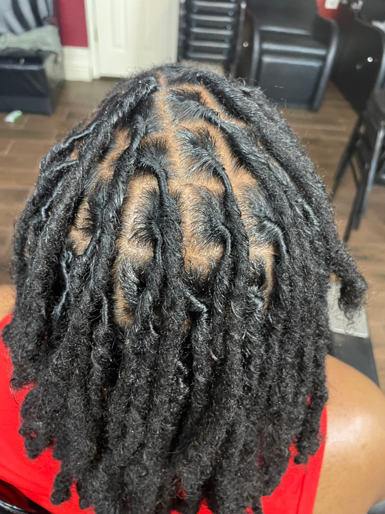 Dreads Retwist Shoulder Length at Jazzy Beauty Lab in New orleans, LA