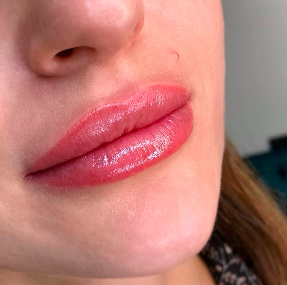 Lip Blush touch-up