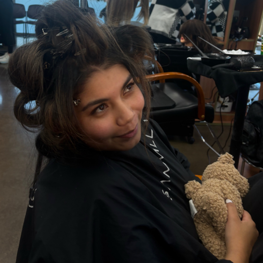 Shampoo Blowout at Shay Maruffo in Albany, OR