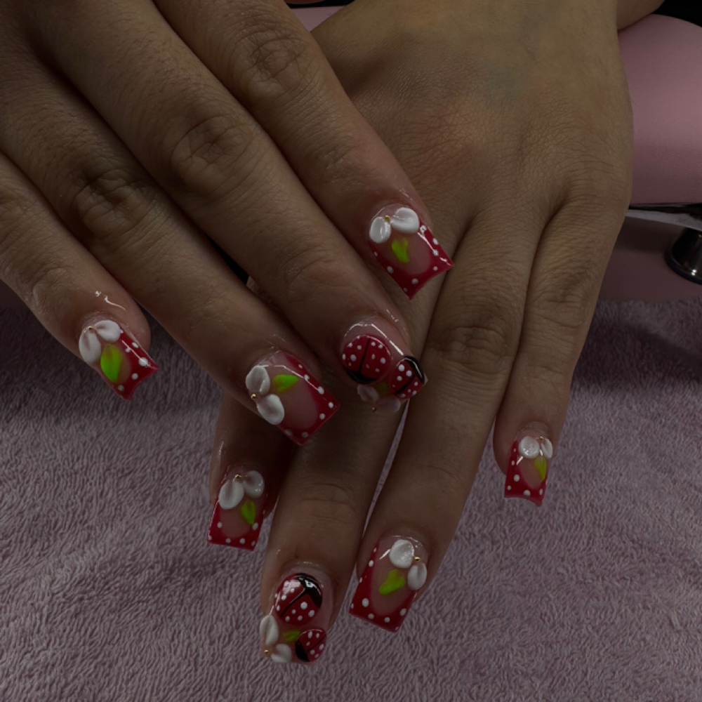 Short Deluxe Freestyle at Certified Cute~icles in Old hickory, TN