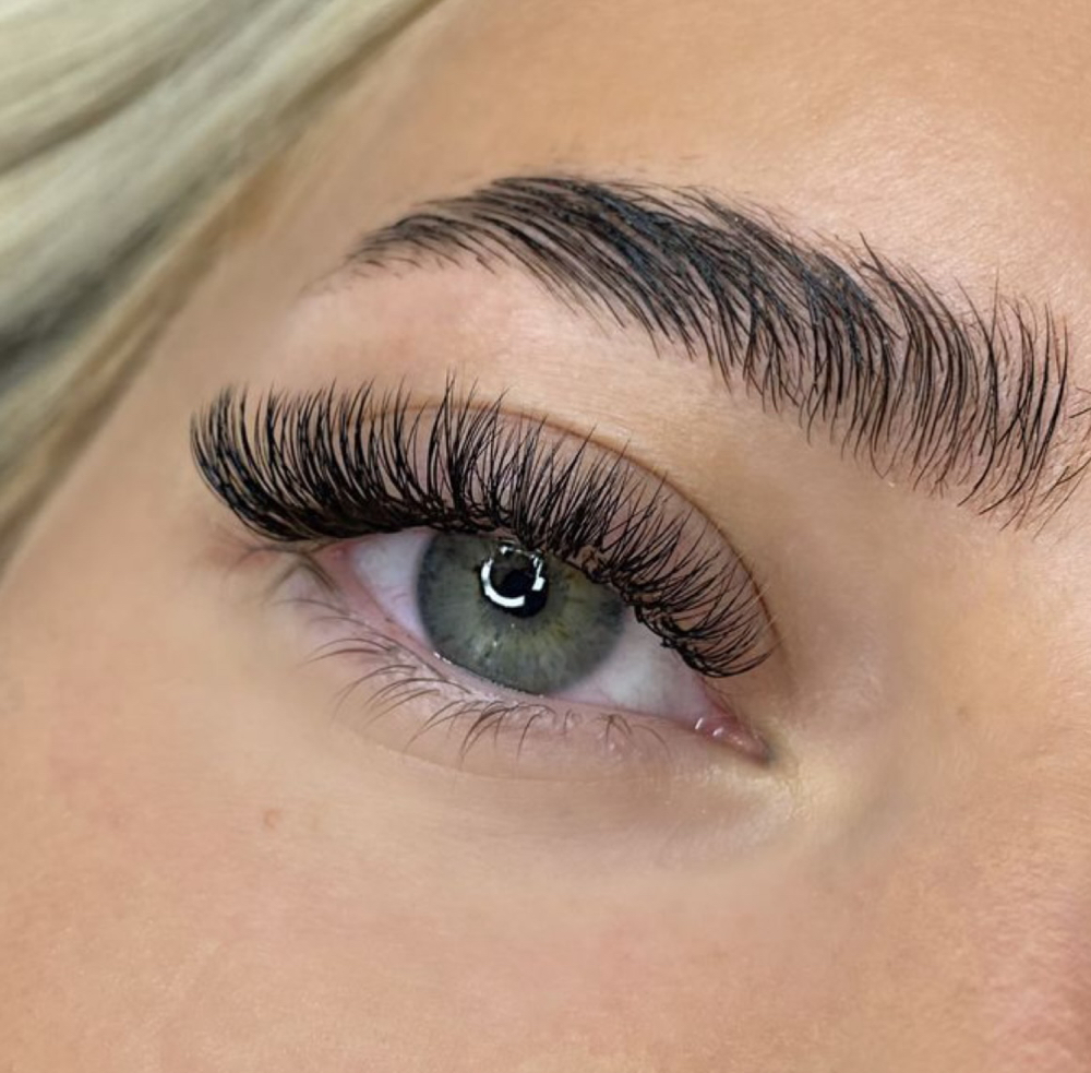 Hybrid Lash Extentions
