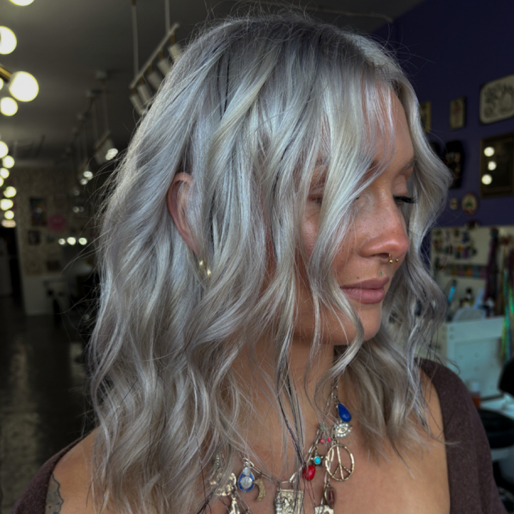 Platinum Card at Rogue Salon in Mount Holly, NC